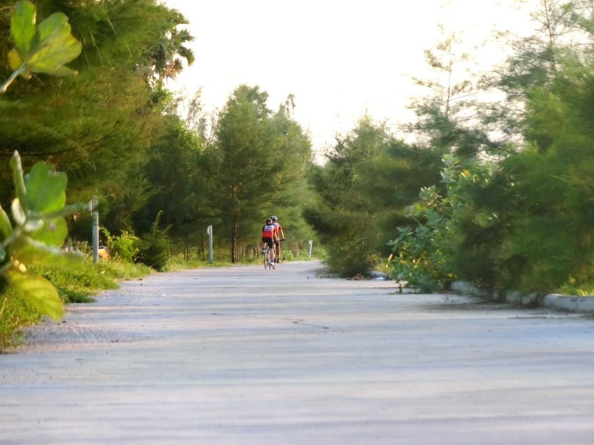 The Lake Hill Resort Pranburi Buitenkant foto