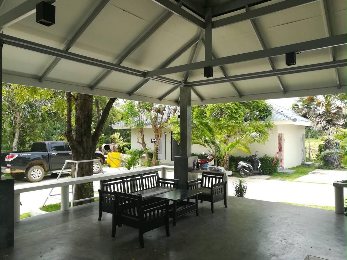 The Lake Hill Resort Pranburi Buitenkant foto