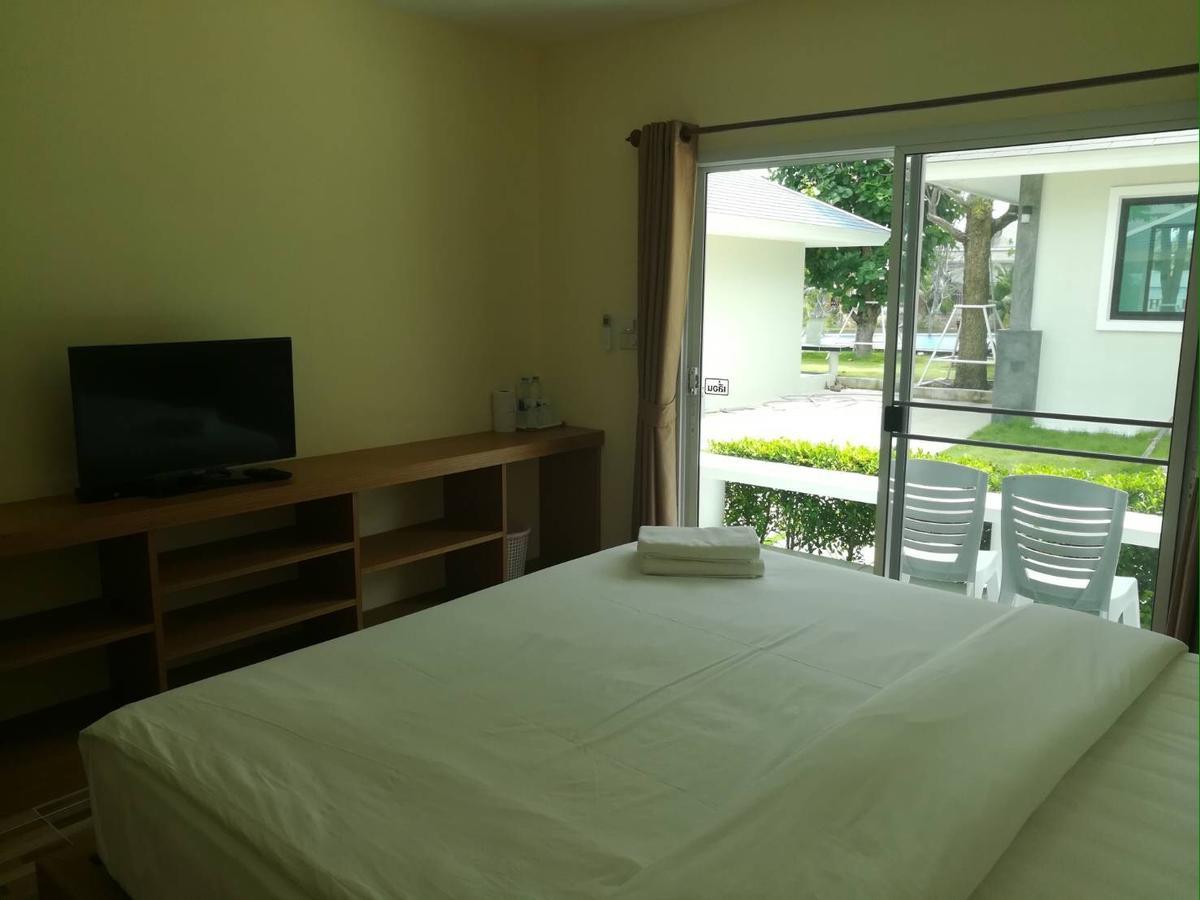 The Lake Hill Resort Pranburi Buitenkant foto